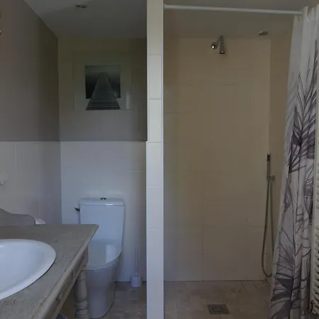 Moulin Notre Dame بيت ضيافة Saint-Genès-de-Castillon