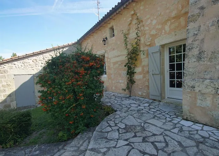 Moulin Notre Dame Πανσιόν 3*